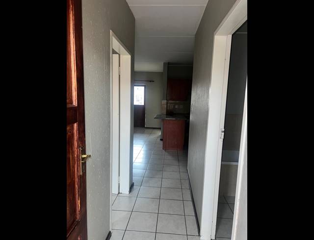 2 BEDROOM SECTIONAL TITLE FOR SALE IN COMET